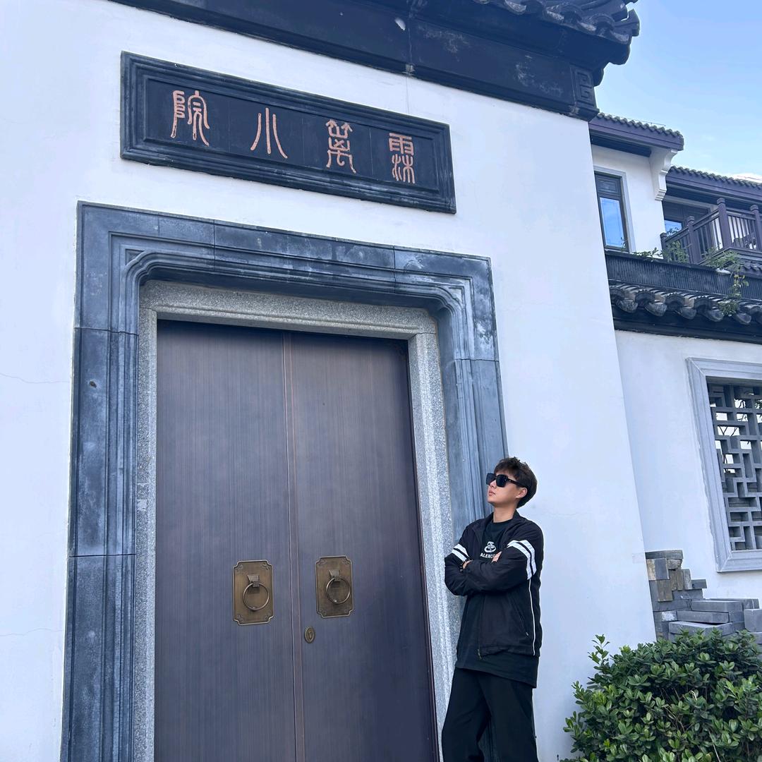 王不孬.🚶🏻‍♂️