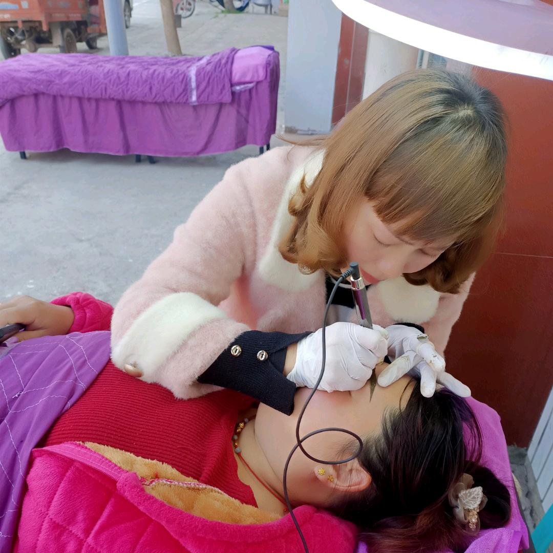 光头佬美发 纹绣 美睫