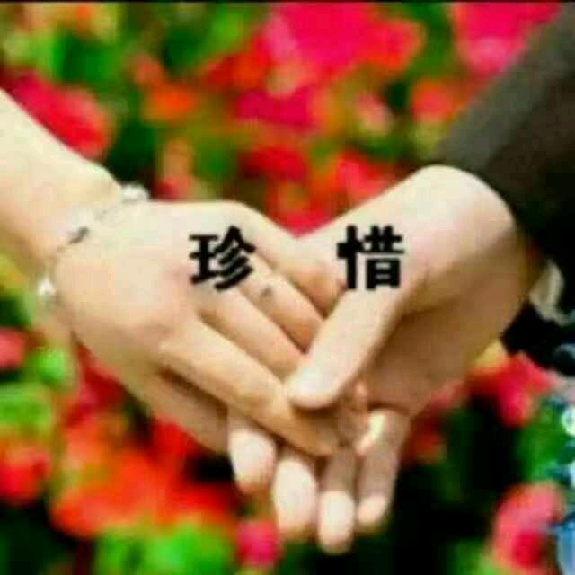 爱唱歌的小老头
