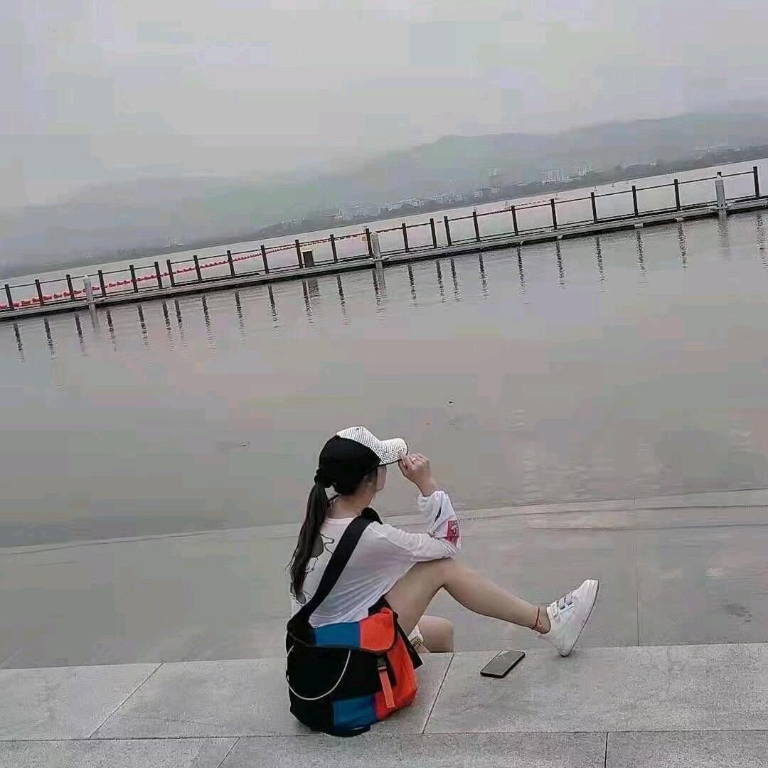 请叫我燕儿姐