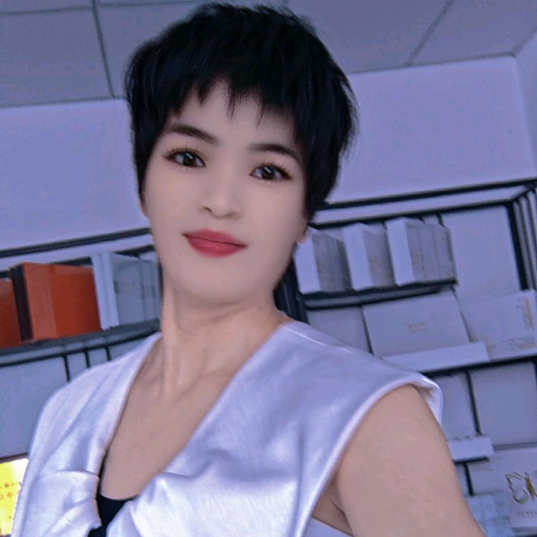 张艳萍 · 膳时塑形师