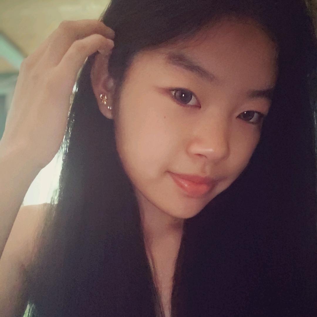 贝贝.