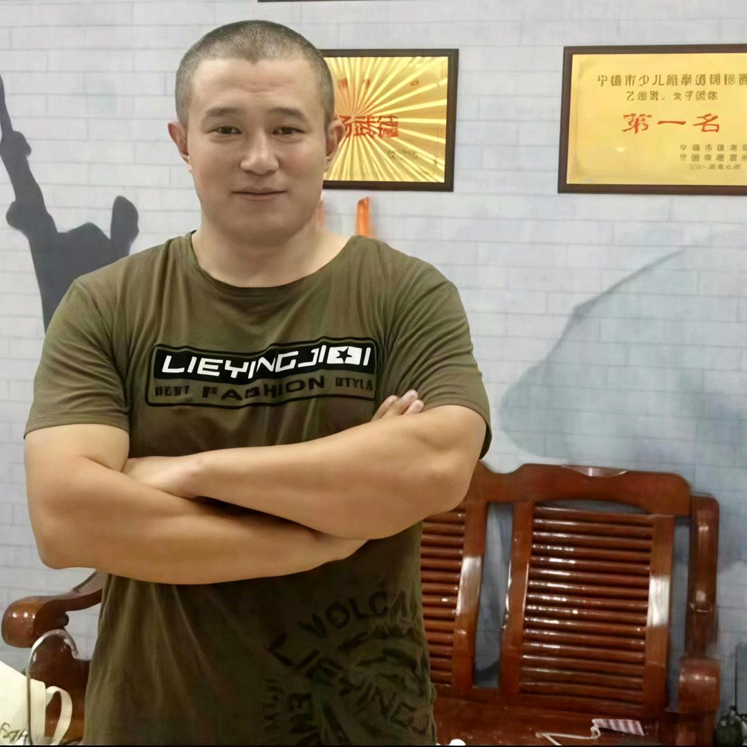 福安龙腾拳击钟教练