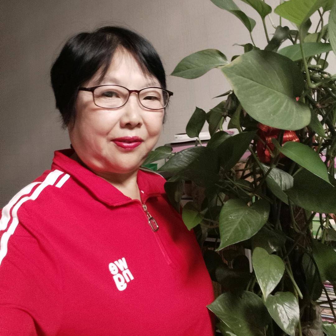 快乐奶奶A【13：10】开直播