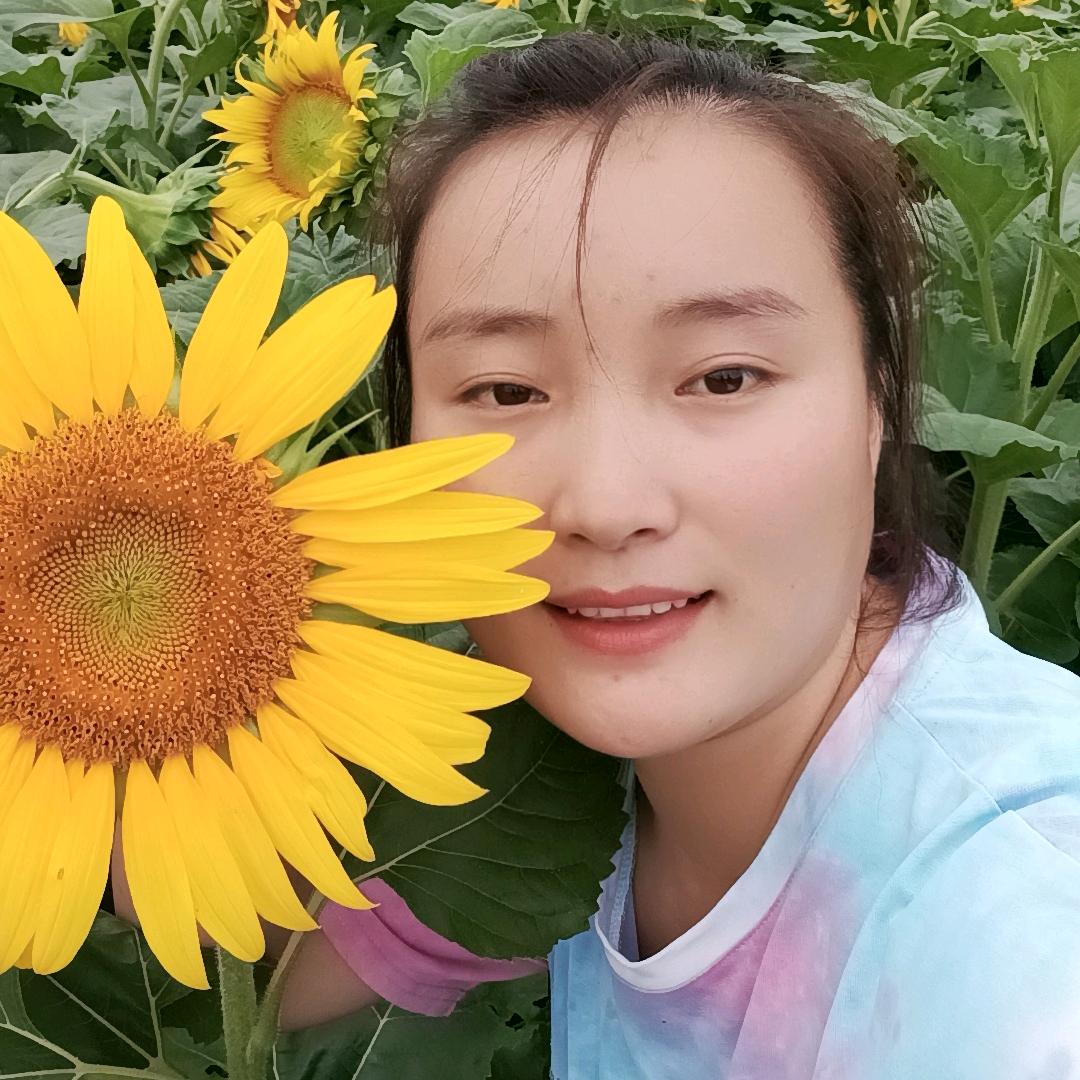 温江90后张小妹苗苗