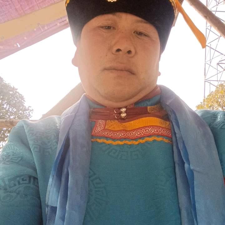 （黄金家族铁改余）一代天蒙古族