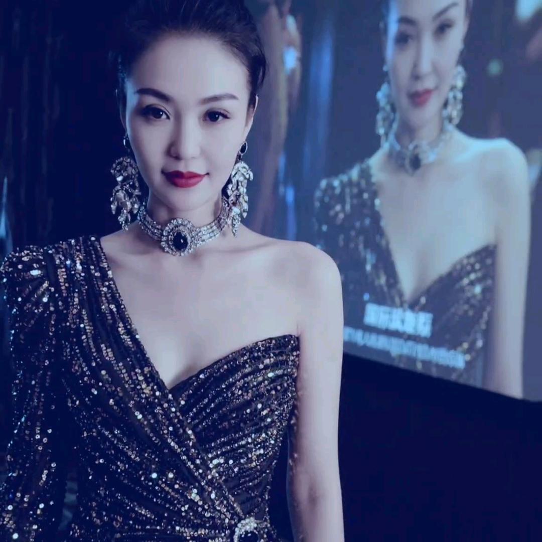 呼玛张玲
