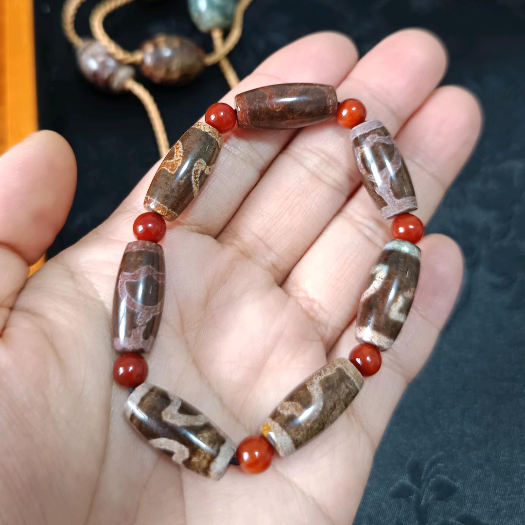 鉴赏千年老天珠