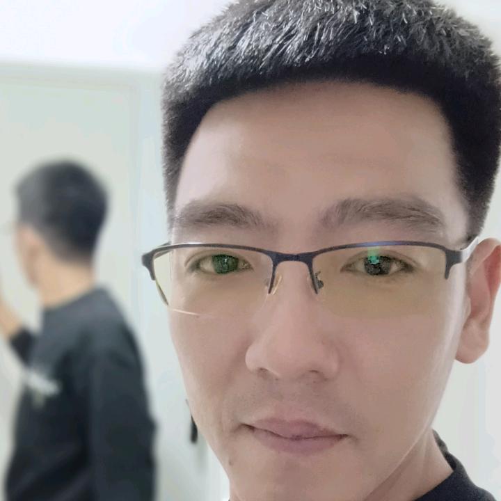 远洋爱唱歌(´▽｀)ﾉ♪🎸
