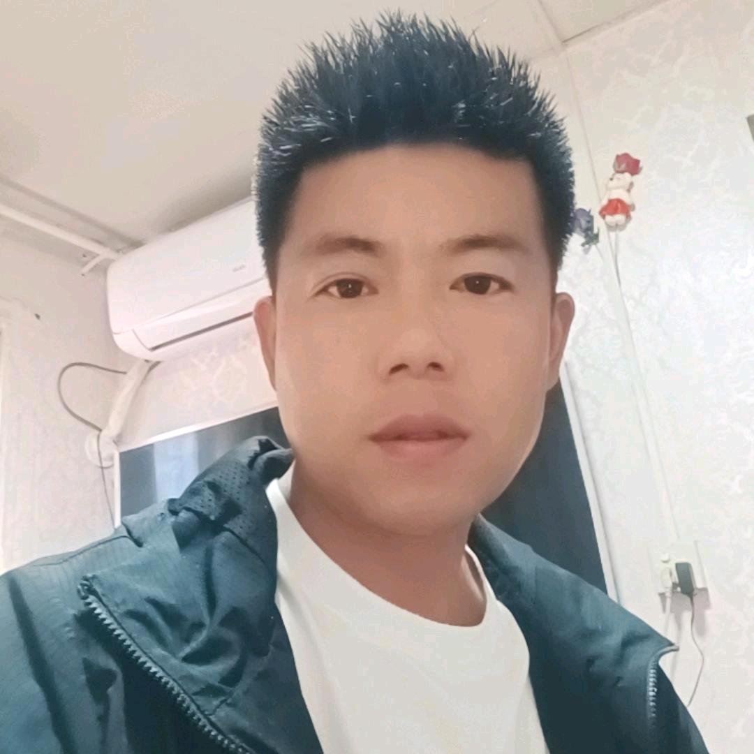 黄进