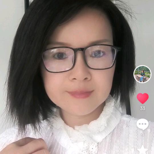 小小薇