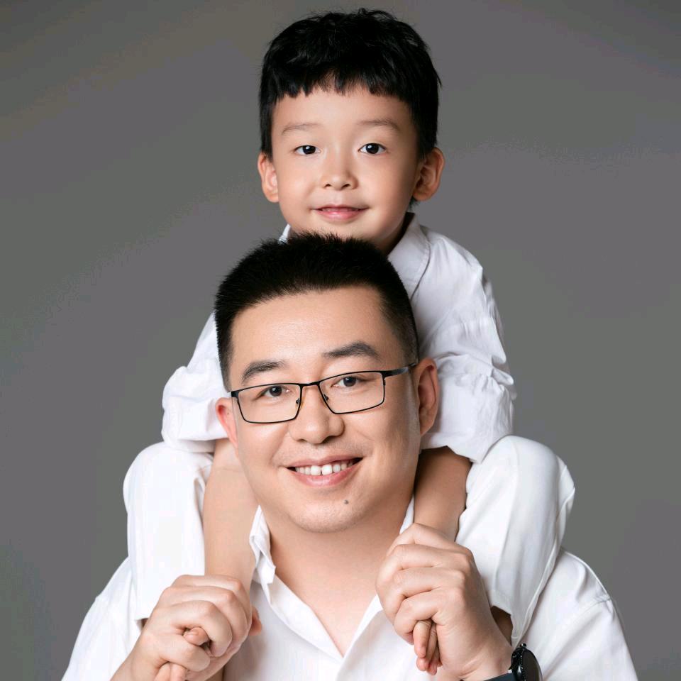 诡计多端的安老师