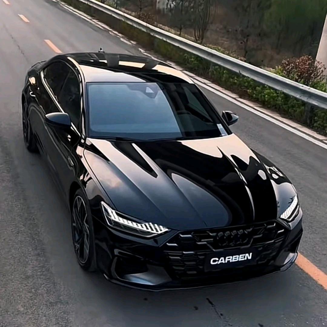 上汽奥迪大兴龙湖天街都市店