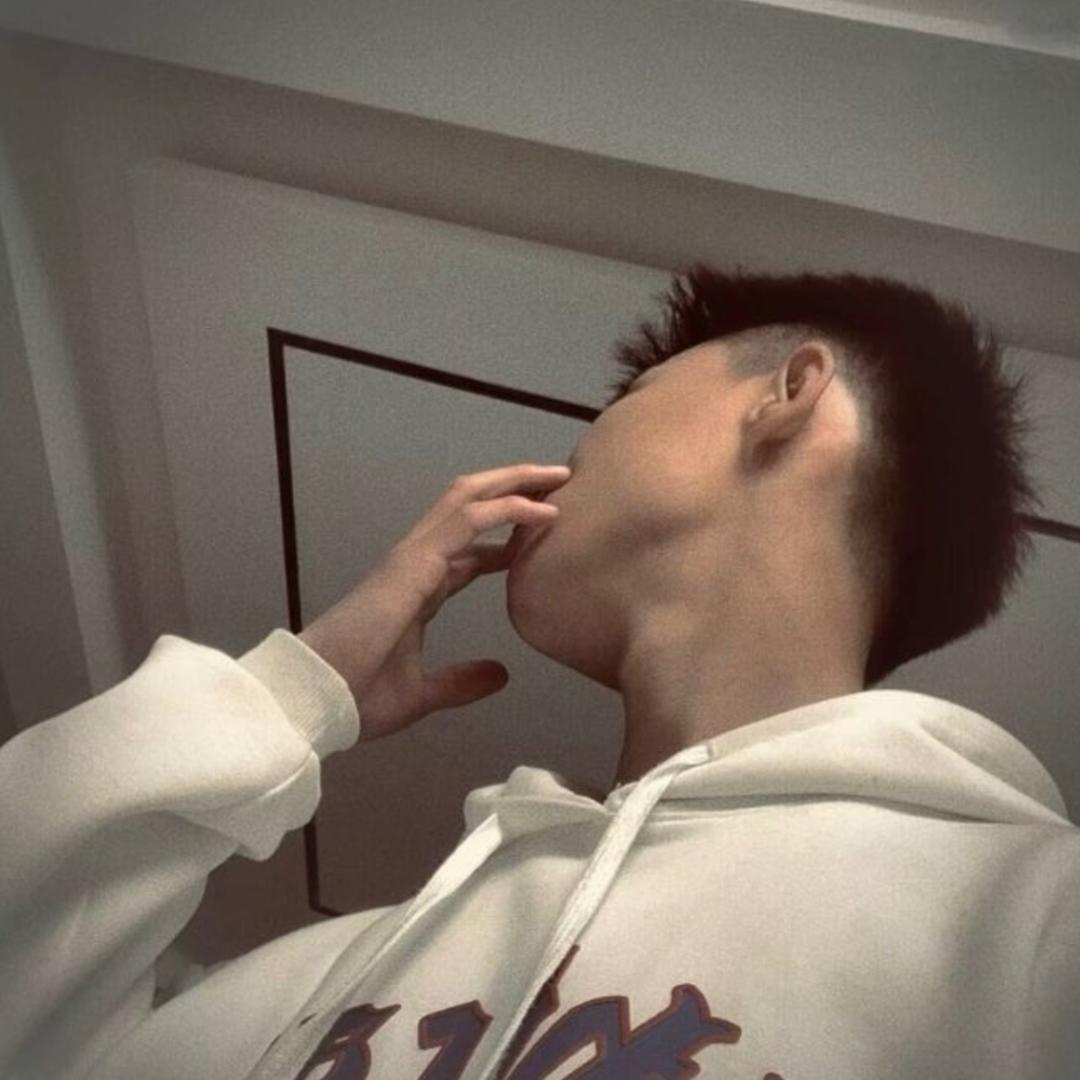 小诺.