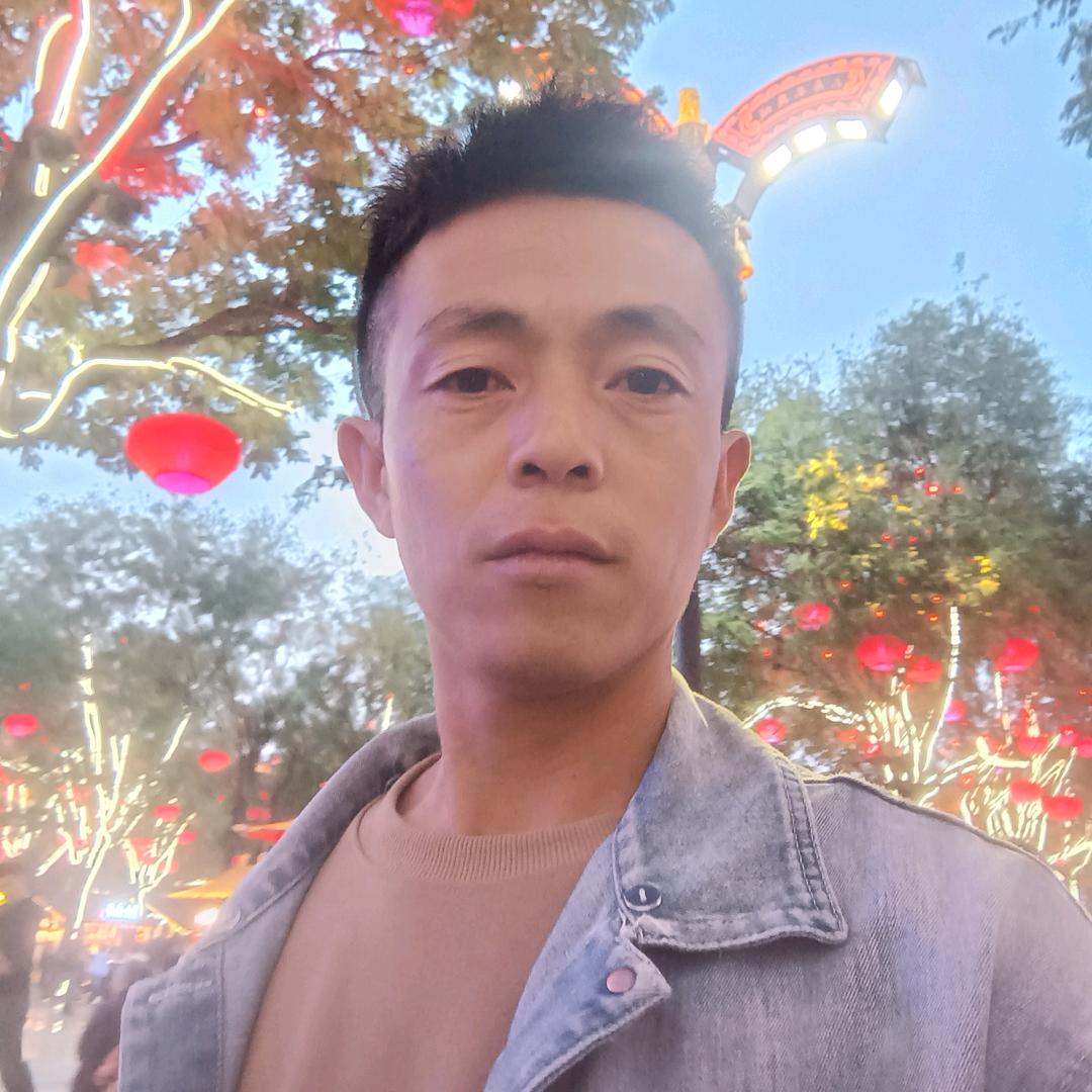 小亮