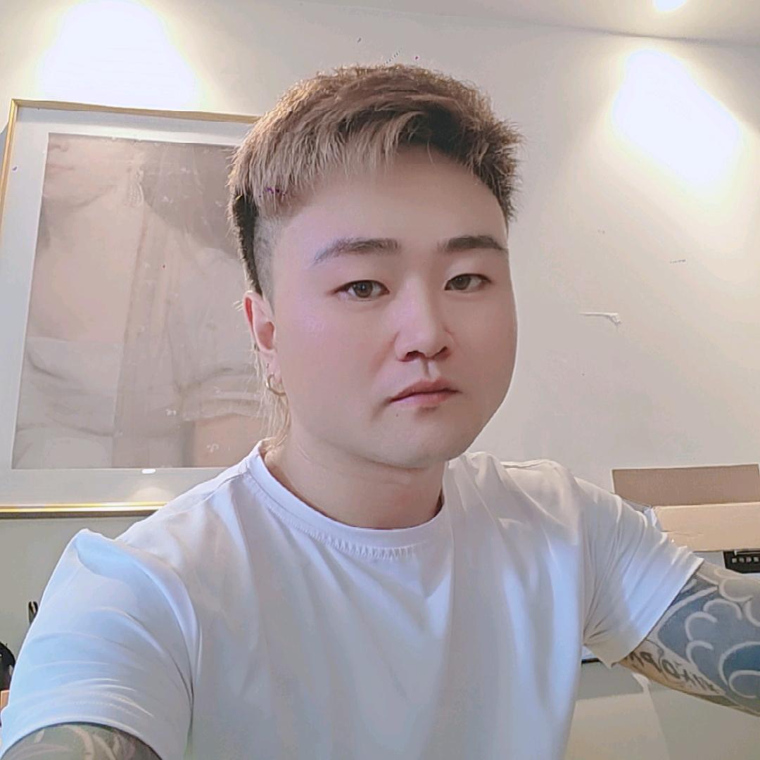 阿亮  夫妇 月底办事