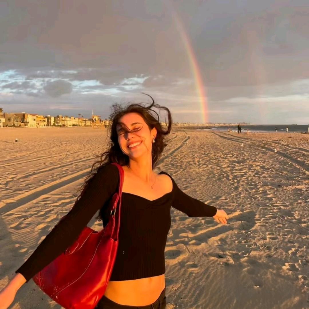 和太阳吵架了嘞🌼