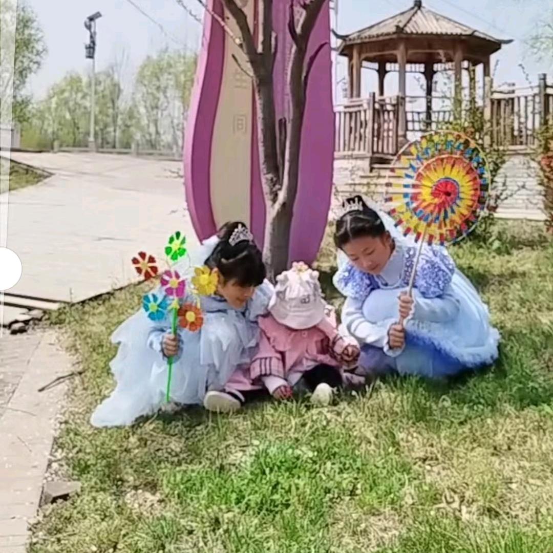 :꧁༺๑越努力越幸运๑༻꧂
