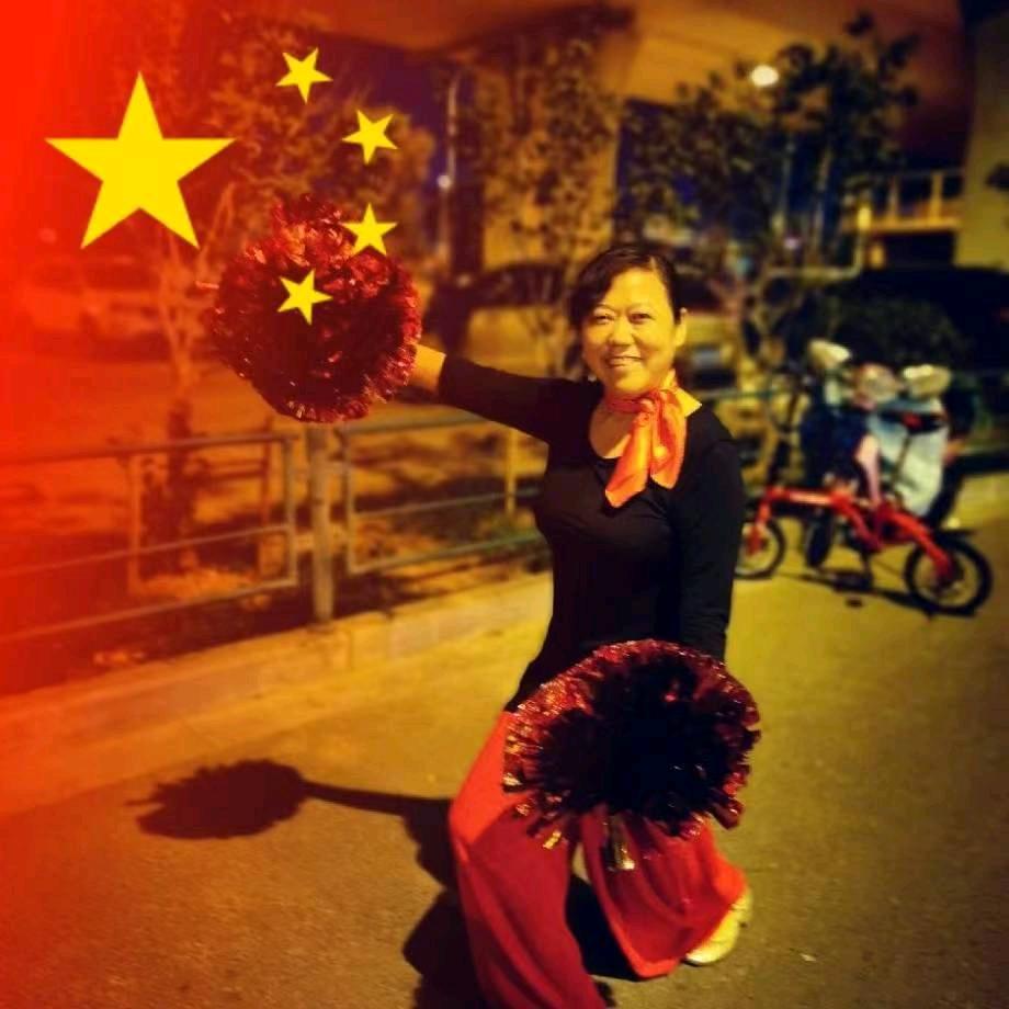 易易舞蹈队～易易