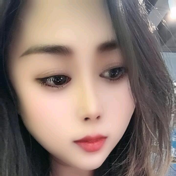 高跟鞋走不出的低调
