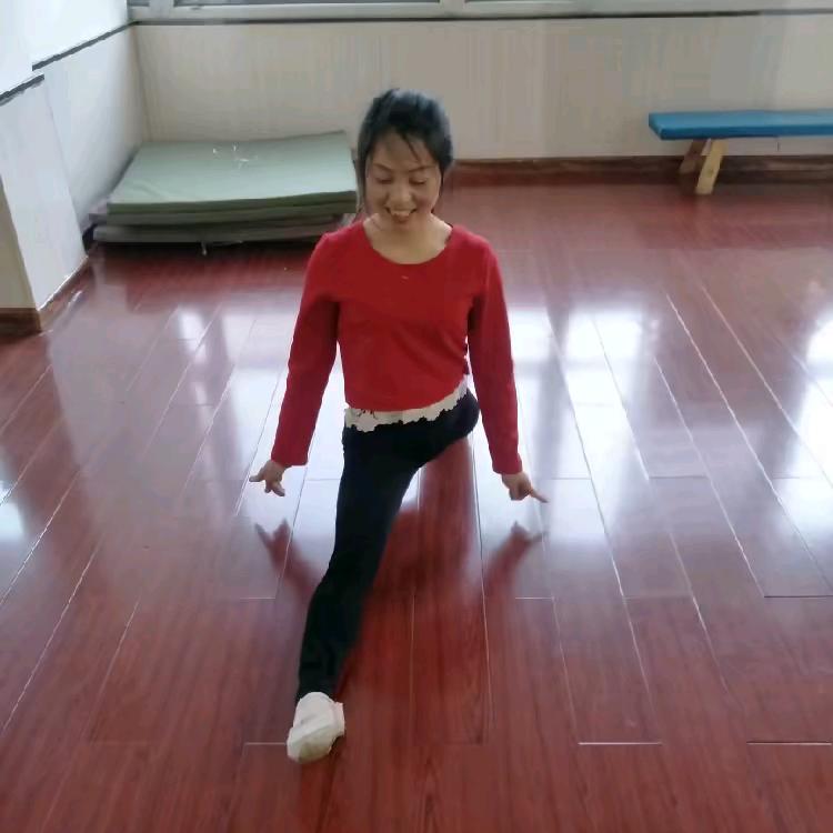 王芳佳