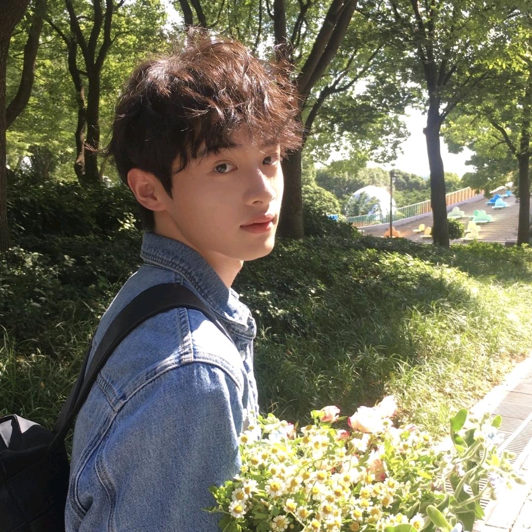 💓郝运ꪗꪖꪀᧁ溢ོ⁵²⁰: 💕