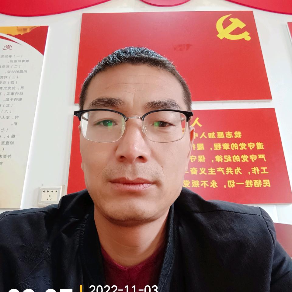 我姓张,一张不够花。