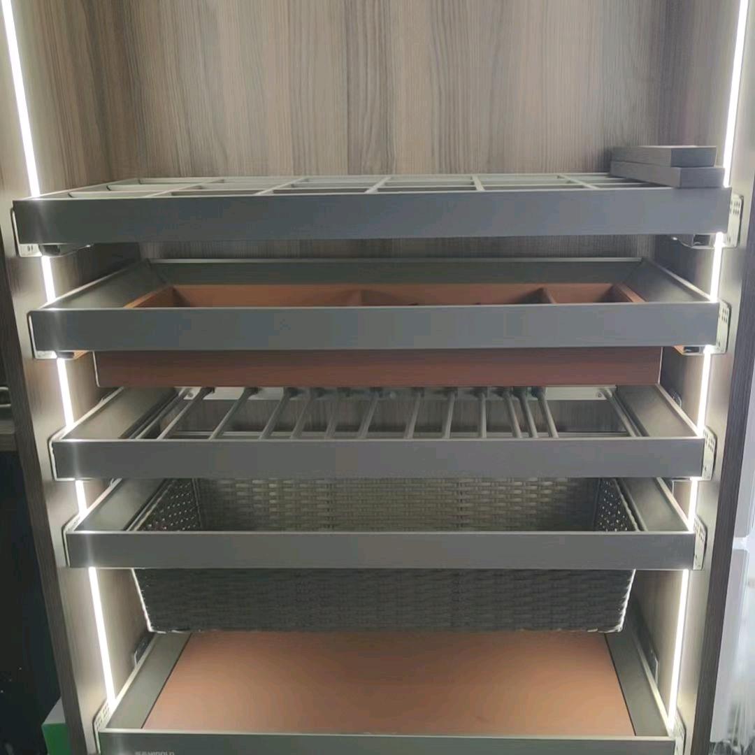 商丘三兄弟家装五金建材折扣仓