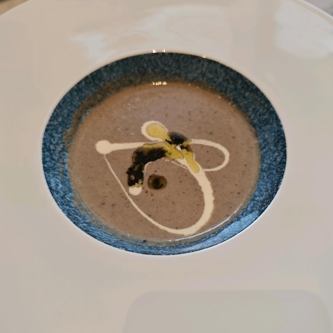 水