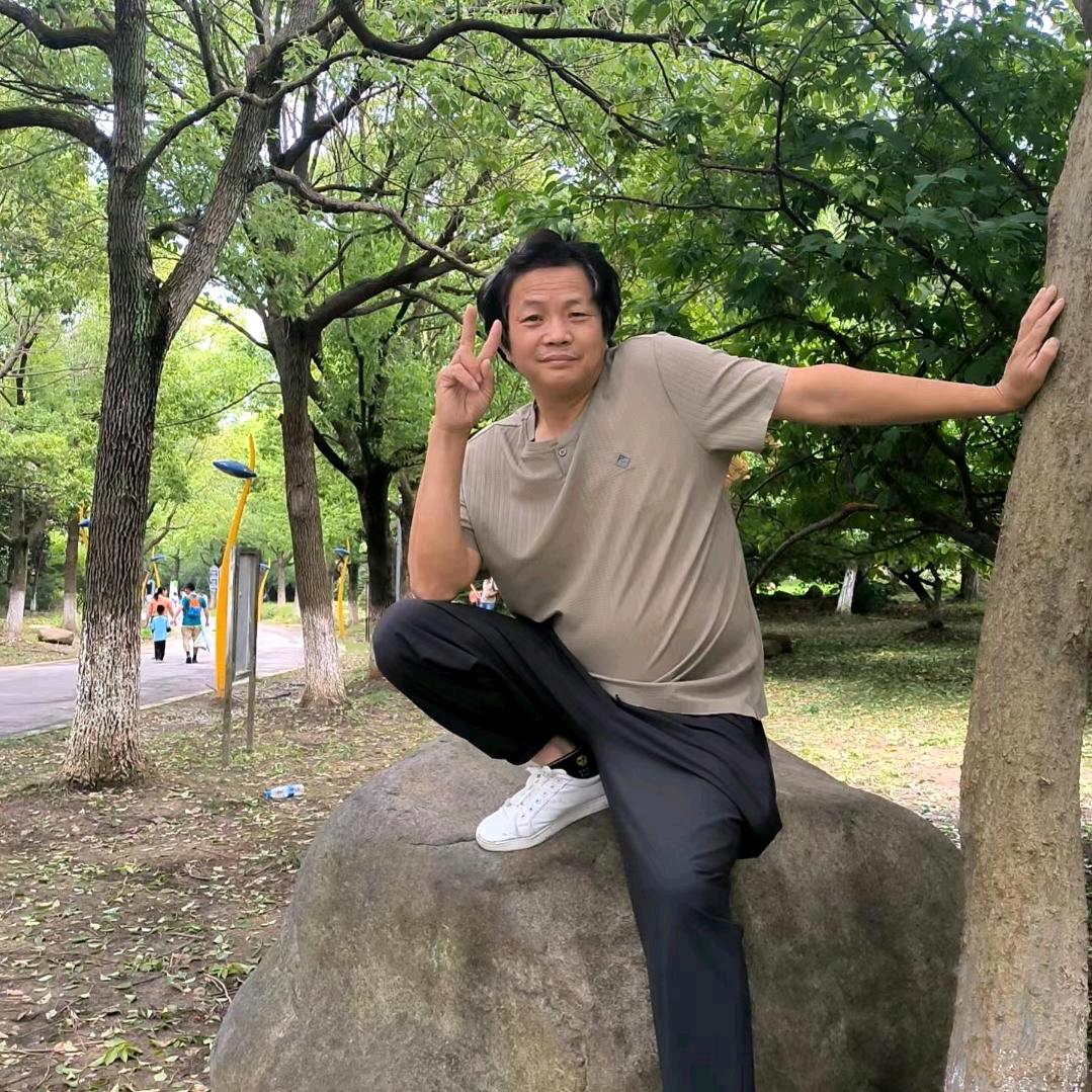 徐秀东