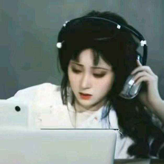 山奈៷