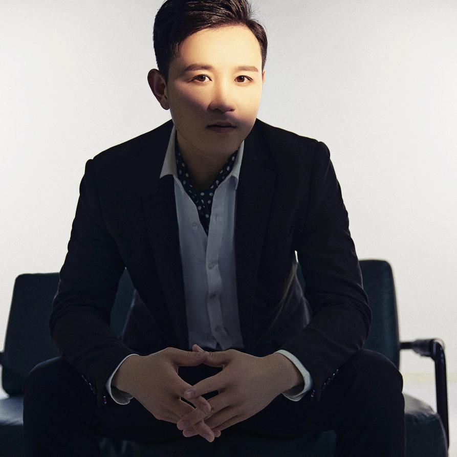 梁山艺匠摄影工作室（大斌）