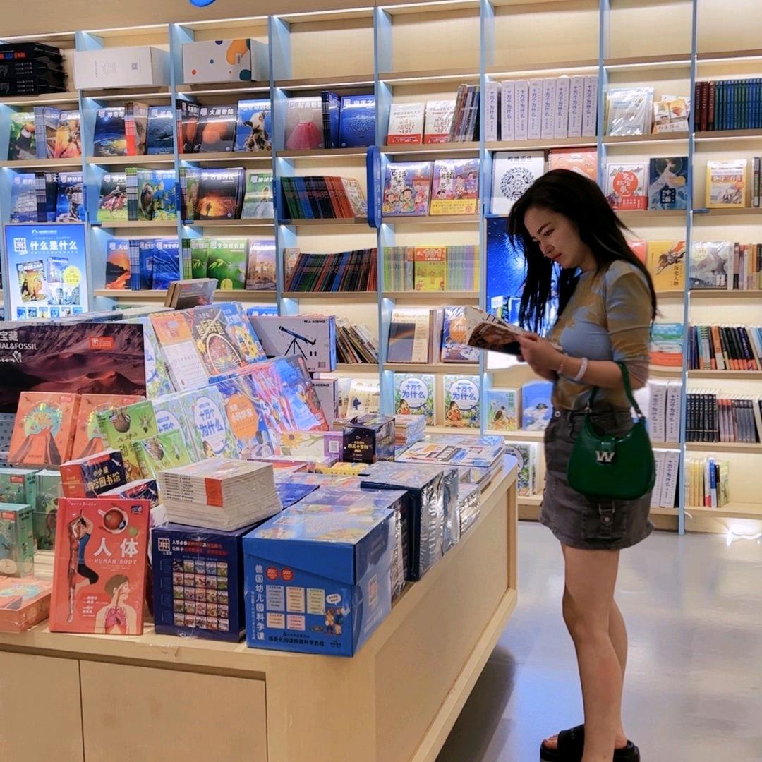 鲜啤福鹿家沙湖港湾店