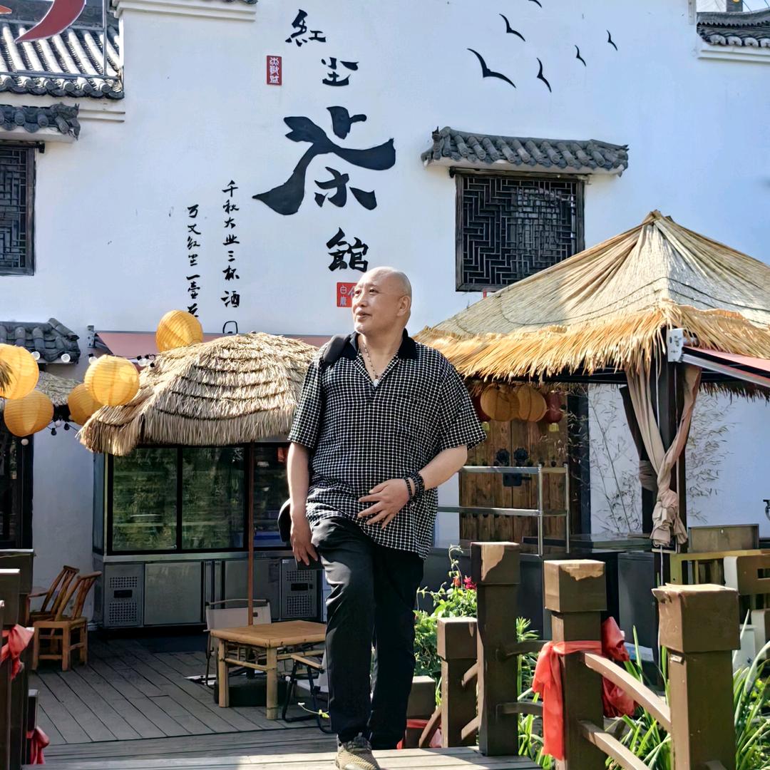 小葱拌豆腐（航拍客)
