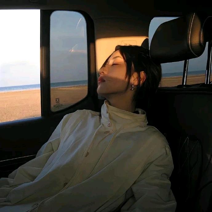 你脸又红了耶！