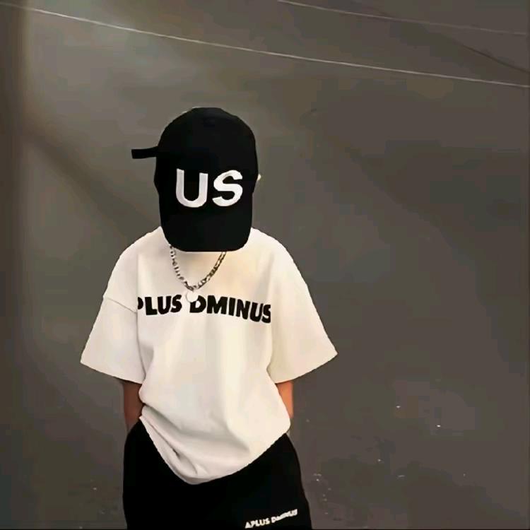 小红是李宠的小三