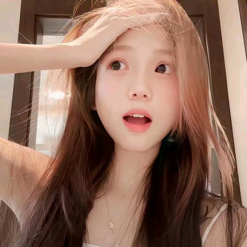 Aaa潮社（臭卖衣服的）