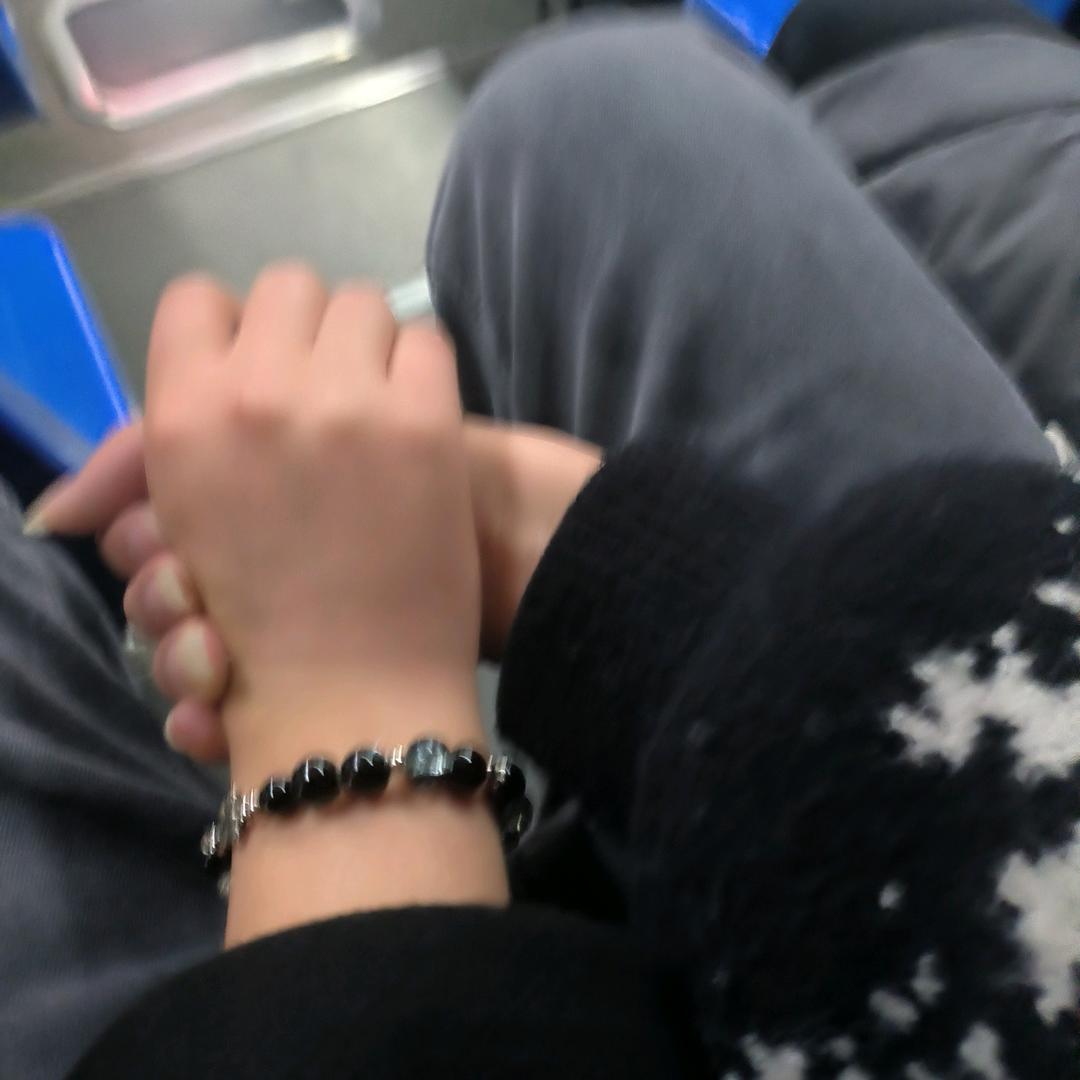 开开心心的