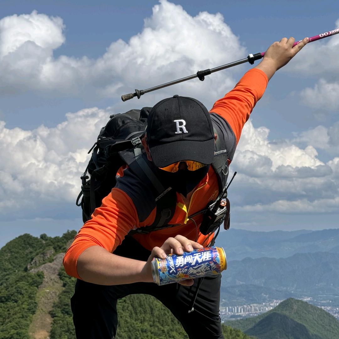 小洁你行不行吖