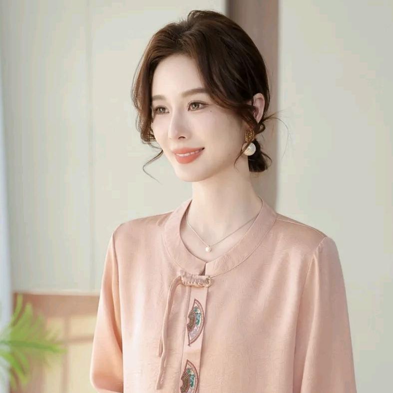 云衣坊服饰