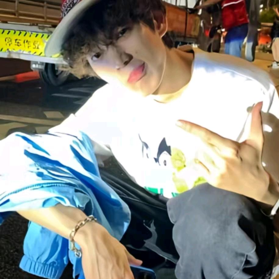 鲜衣怒马少年时