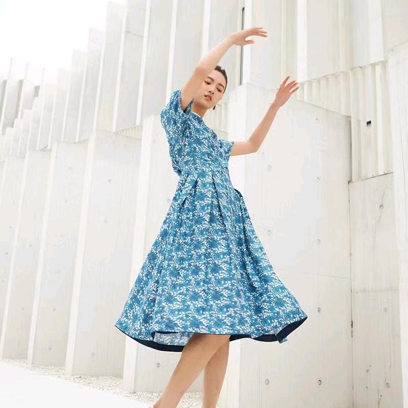 阆中飞姿名品女装