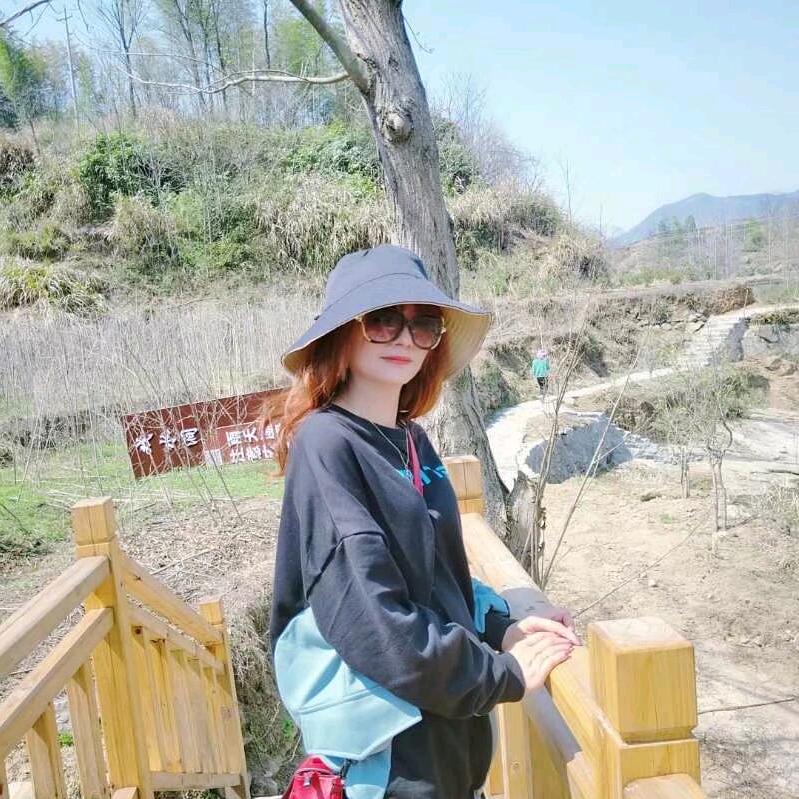 钻石💎眼泪（卖茶叶百货）小彭