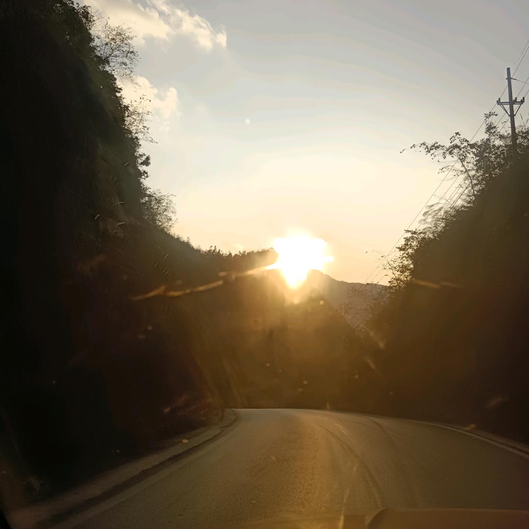 ʕ·͡˔·Ɂ 拾荒姑娘 ღ᭄