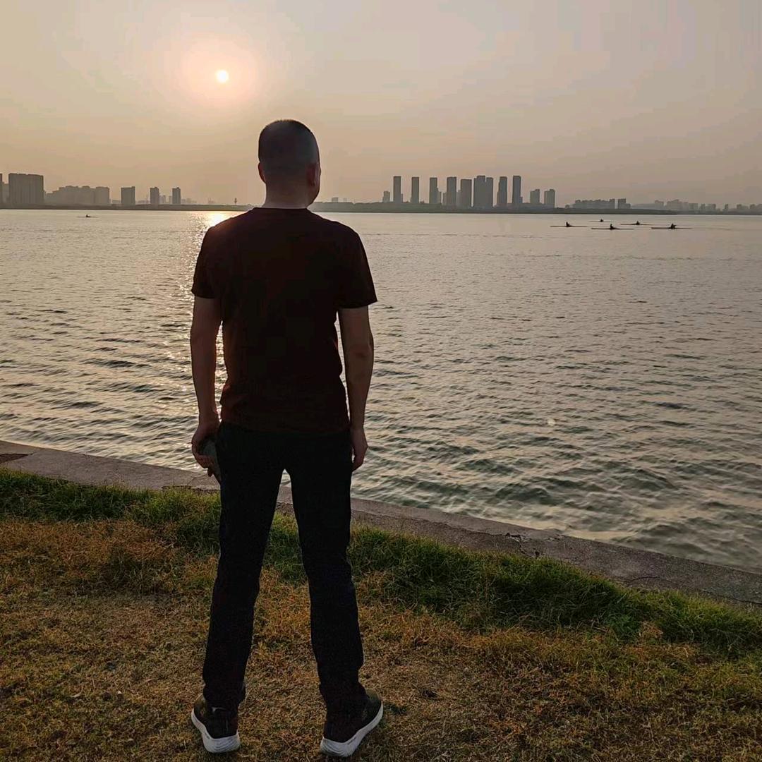 活力大叔（活力28）
