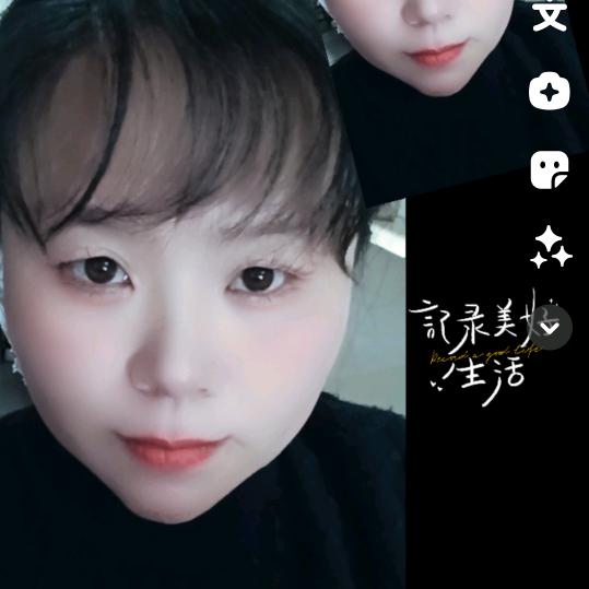 w梦馨