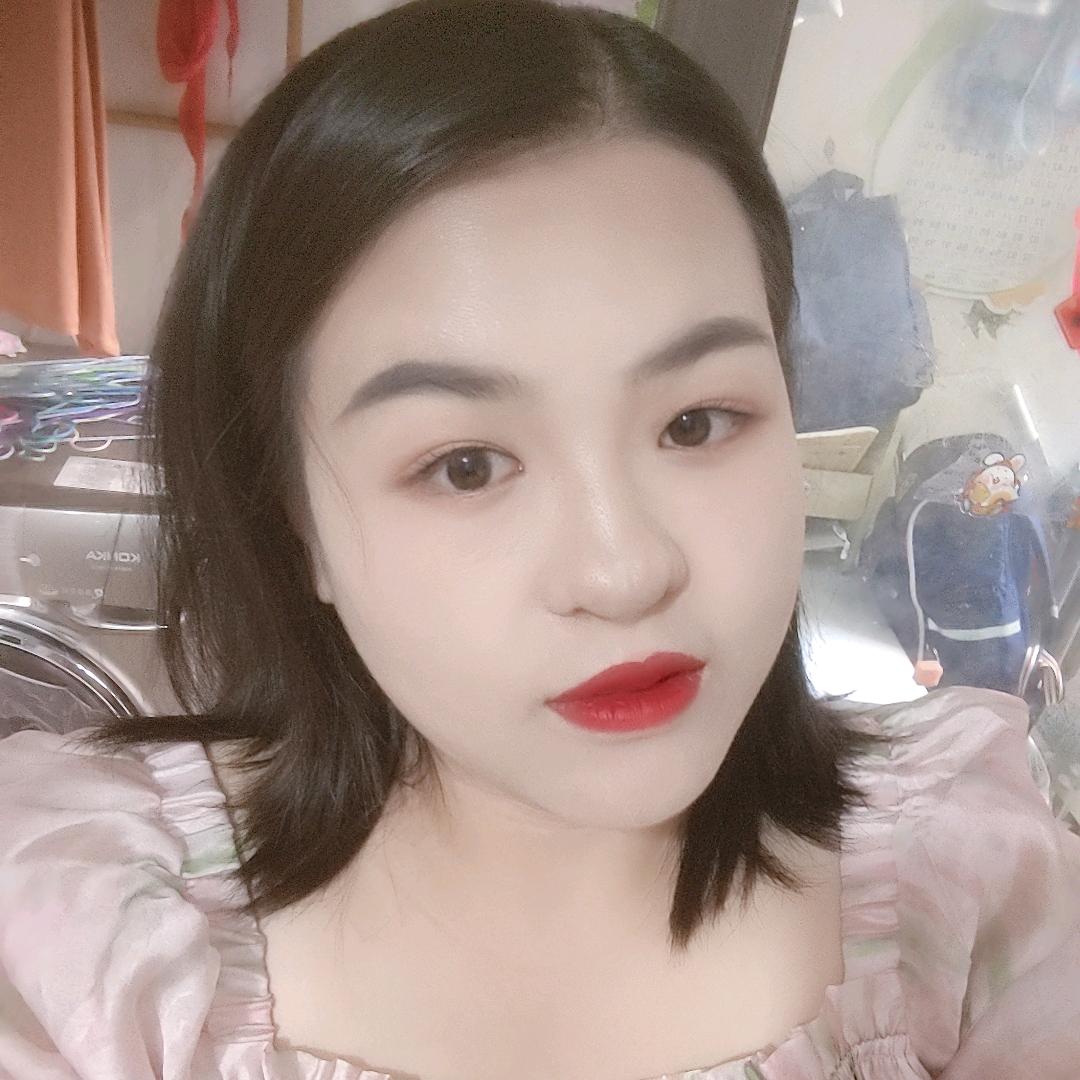 &大手牵两小手&