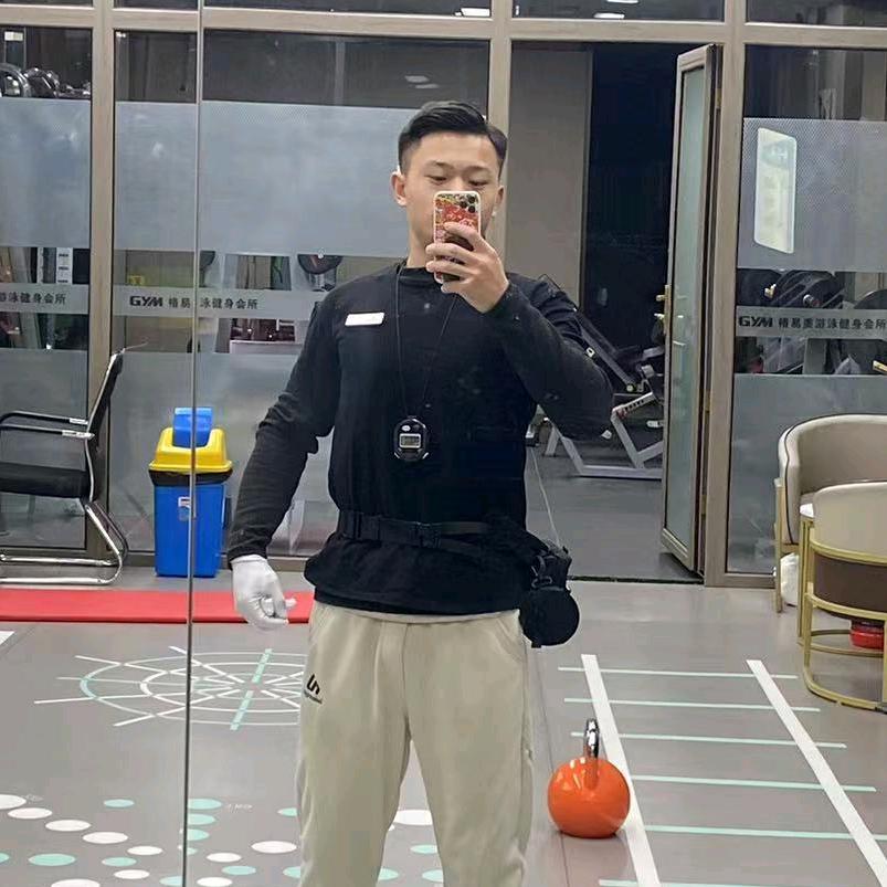 正隆春—张毅