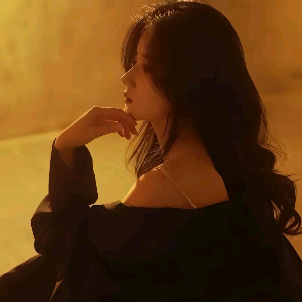 ℳঞ兜里໊🌿半颗糖🍬