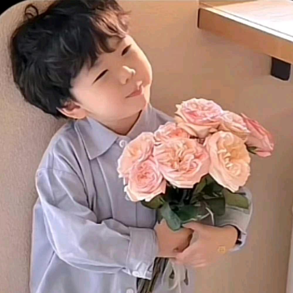 芊寻.